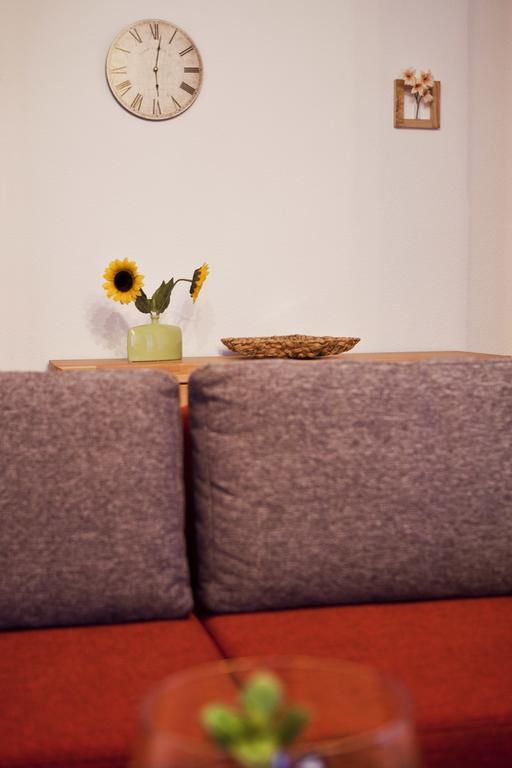 Ferienwohnung Auszeit Am Kurpark Bad Berka - Balkon - Ruhige Lage- Gratis Parkplatz & Wlan الغرفة الصورة